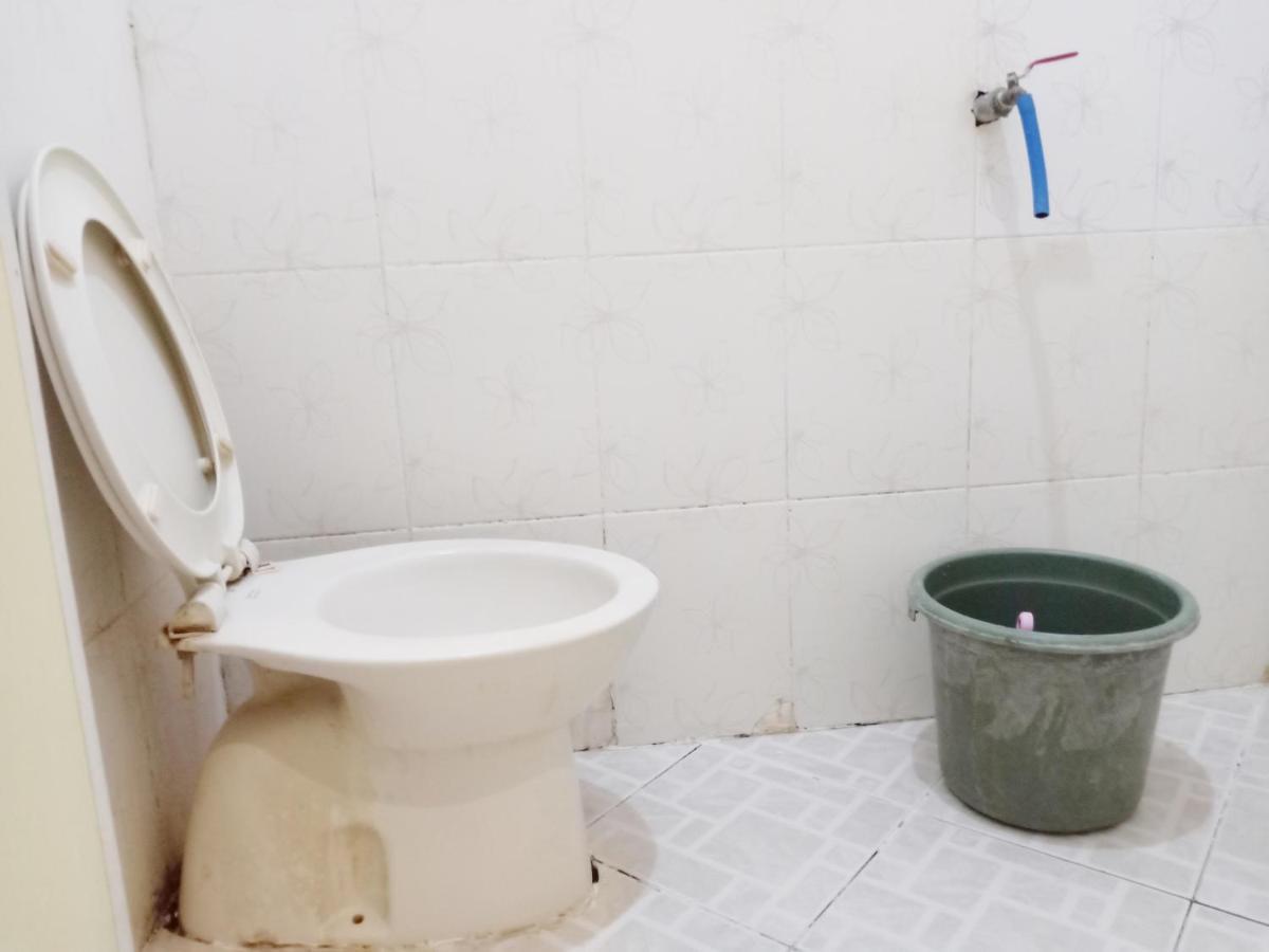 D'Kost Ketintang Surabaya Exterior foto