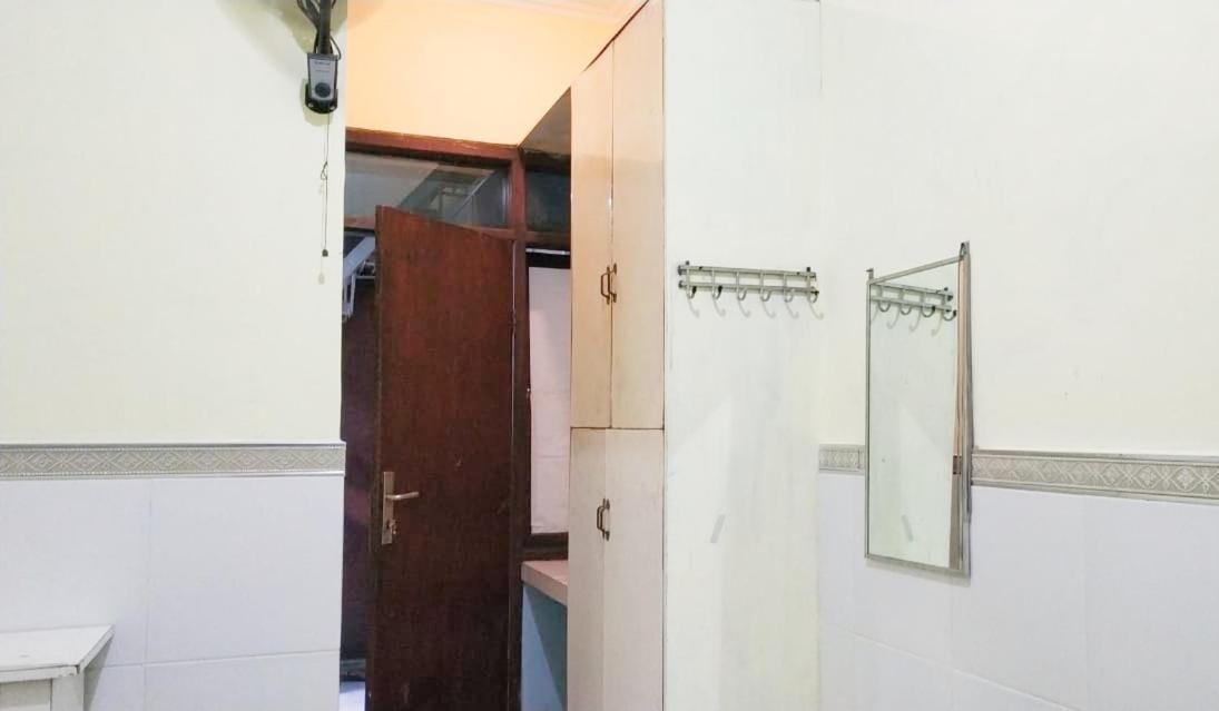 D'Kost Ketintang Surabaya Exterior foto