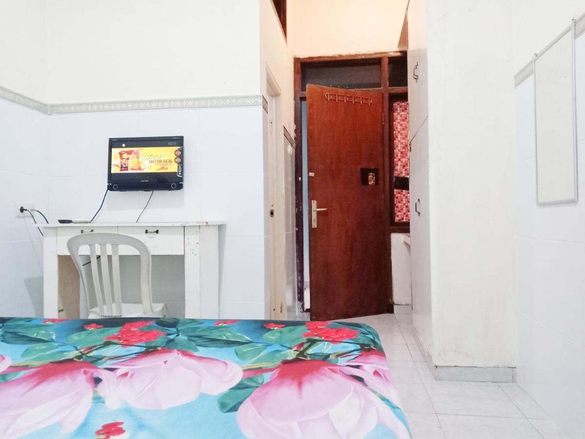 D'Kost Ketintang Surabaya Exterior foto