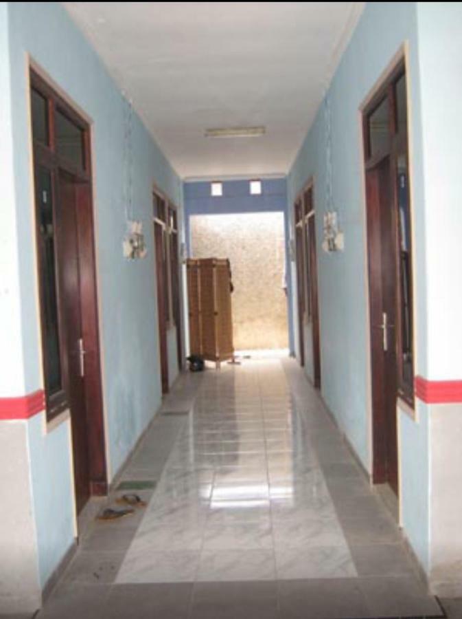 D'Kost Ketintang Surabaya Exterior foto